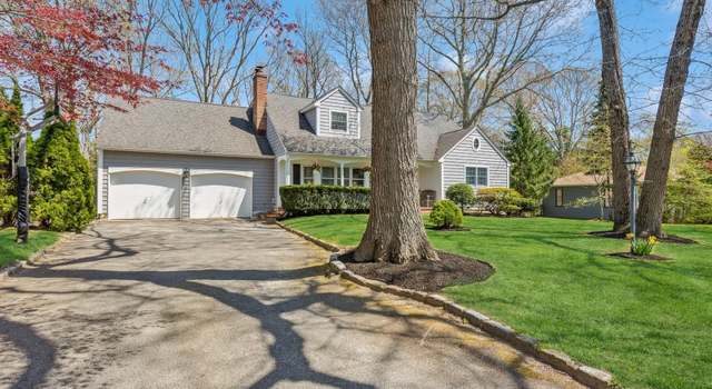 Photo of 555 Oakwood Dr, Southold, NY 11971