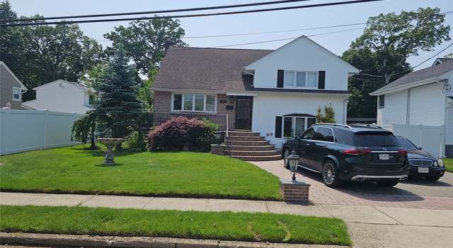Photo of 1078 Barbara Ct, North Bellmore, NY 11710