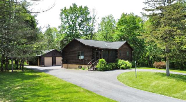 Photo of 29 Fallen Tree Ln, Athens, NY 12051