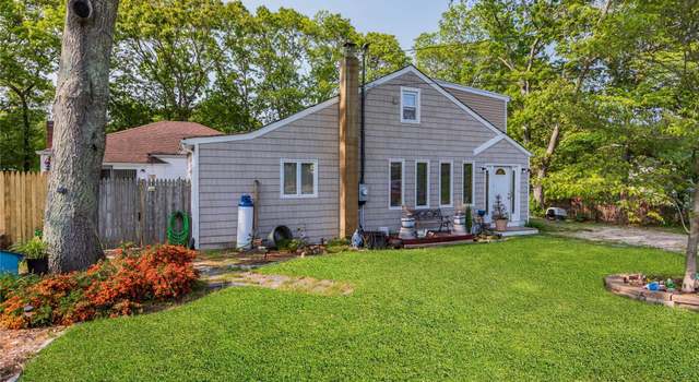 Photo of 55 Jamaica Ave, Holtsville, NY 11742