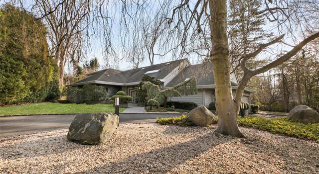Photo of 50 The Hemlocks, Roslyn Estates, NY 11576