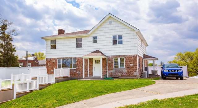 Photo of 19-04 157 St, Whitestone, NY 11357