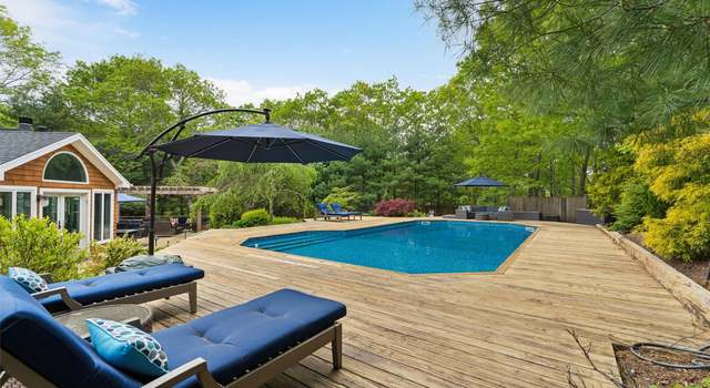 Photo of 16 Wood View Way, Hampton Bays, NY 11946