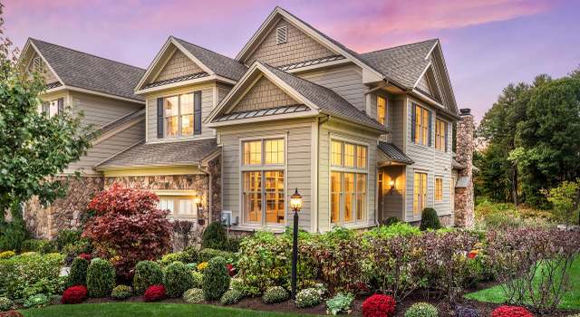 Photo of 2 Goldman Ct, Cortlandt Manor, NY 10567