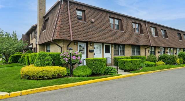 Photo of 240 Mariners Way, Copiague, NY 11726