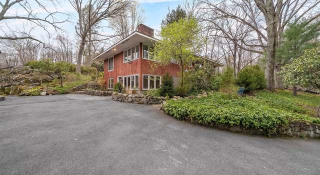 Photo of 230 Watch Hill Rd, Cortlandt Manor, NY 10567