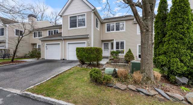 Photo of 128 Winchester Dr, Yonkers, NY 10710