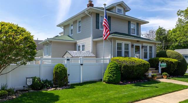 Photo of 1744 Conway St, Seaford, NY 11783