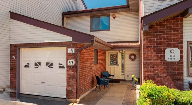 Photo of 37 Cambridge Dr W #37, Copiague, NY 11726