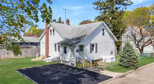 Photo of 22 Patiky St, Kings Park, NY 11754