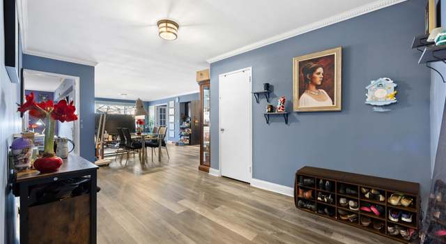 Photo of 21 Chapel Pl Unit 1K, Great Neck, NY 11021