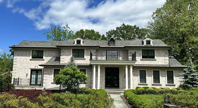 Photo of 45 Walters Pl, Great Neck, NY 11023