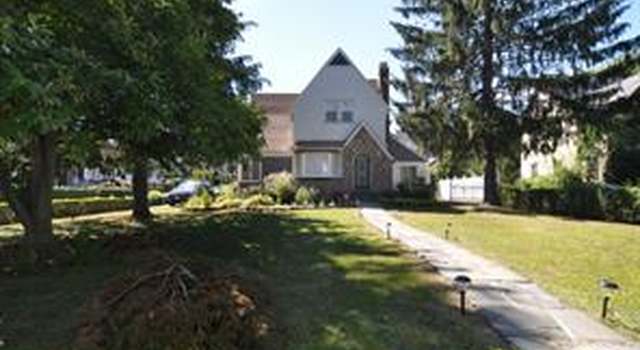Photo of 65 Laurel Pl, New Rochelle, NY 10801