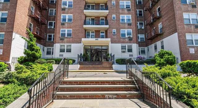 Photo of 440 Warburton Ave Unit 4k, Yonkers, NY 10701