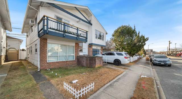 Photo of 626 E Chester St, Long Beach, NY 11561