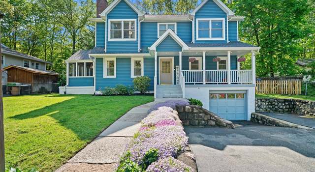 Photo of 11 Waldron Ter, Sloatsburg, NY 10974