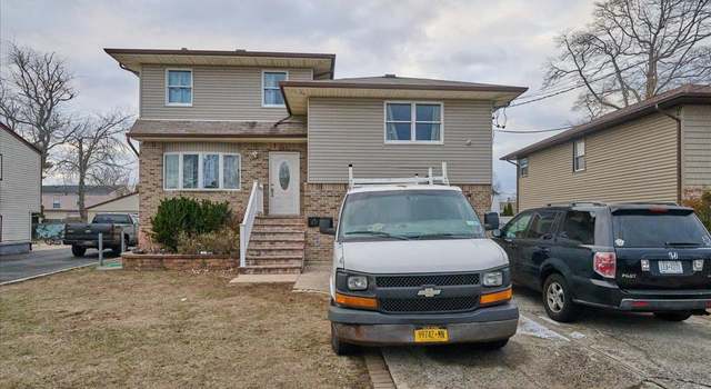 Photo of 231 New York Ave, Westbury, NY 11590