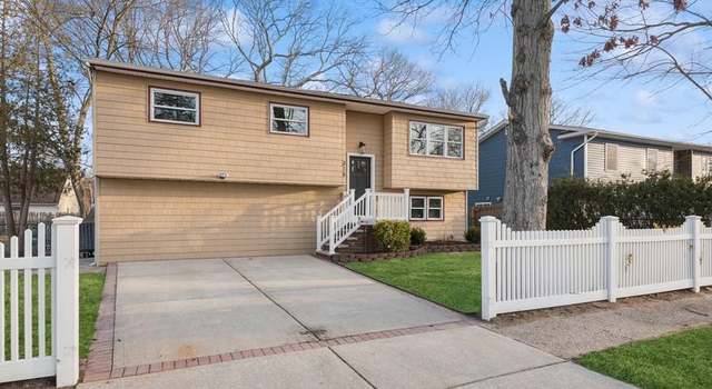 Photo of 315 State Ave, Wyandanch, NY 11798