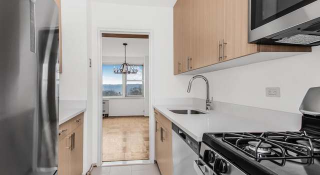 Photo of 4555 Henry Hudson Pkwy #901, Bronx, NY 10471
