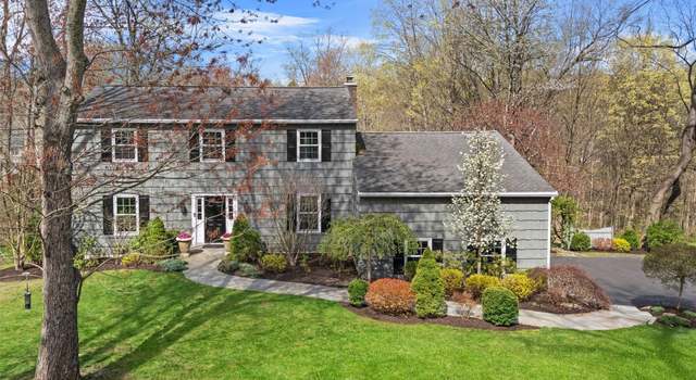 Photo of 8 Richard Somers Rd, Granite Springs, NY 10527