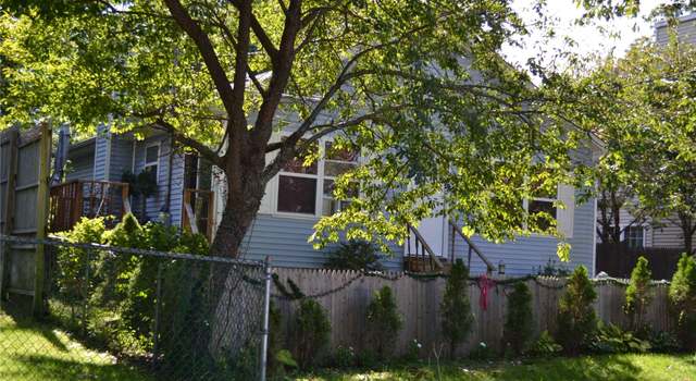 Photo of 80 Seymour Ln, Medford, NY 11763