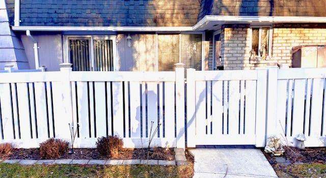Photo of 412 Birchwood Rd, Medford, NY 11963