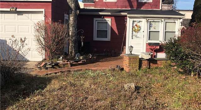 Photo of 25 Hale Rd, North Babylon, NY 11703
