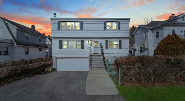 Photo of 709 Hall St, Mamaroneck, NY 10543