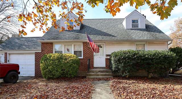 Photo of 92 Grant Ave, Albertson, NY 11507