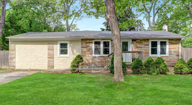 Photo of 68 Broadway, Mastic, NY 11950
