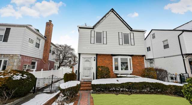 Photo of 7325 182nd St, Fresh Meadows, NY 11366