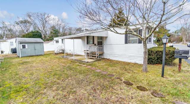 Photo of 620 Montauk Hwy #42, Westhampton Beach, NY 11978