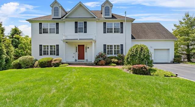 Photo of 5 Brianna Ln, Yorktown Heights, NY 10598