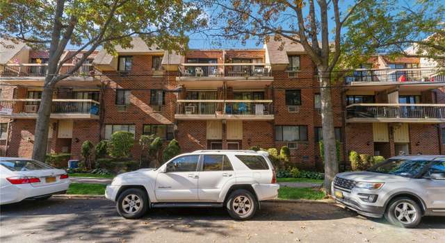 Photo of 71-18 162nd St #1, Fresh Meadows, NY 11365