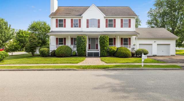 Photo of 3 Carolina Dr, Rhinebeck, NY 12572