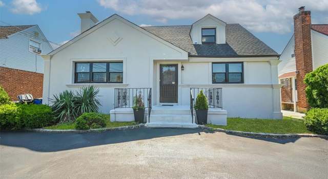Photo of 12 Radstock Ave, Valley Stream, NY 11580