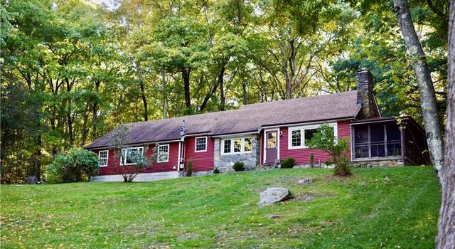 Photo of 33 Willow Trail Ct, Carmel, NY 10512