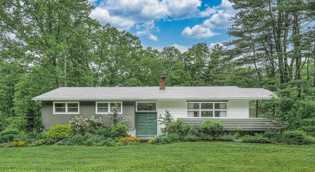 Photo of 25 Tanglewood Rd, West Hurley, NY 12491