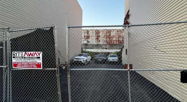 Photo of 53-28 35th St, Long Island City, NY 11101