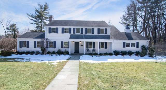 Photo of 8 Roland Rd, Irvington, NY 10533