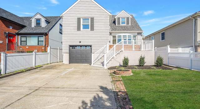 Photo of 159-39 95th St, Howard Beach, NY 11414