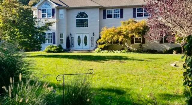 Photo of 6 Orient Ave, Brookhaven, NY 11719