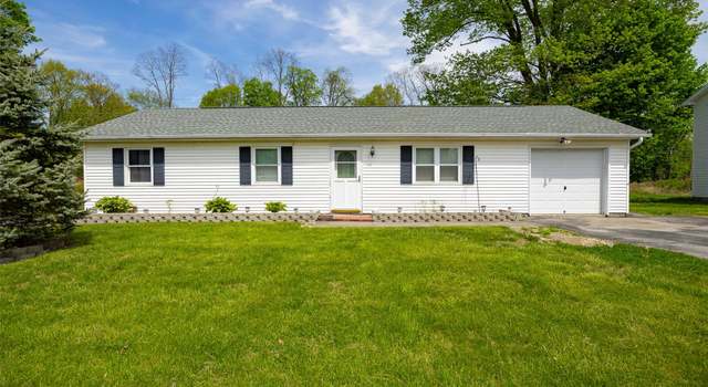 Photo of 21 Hawk Ln, Poughkeepsie, NY 12601