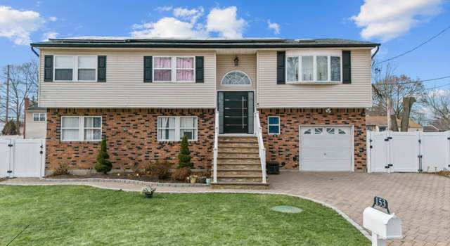 Photo of 153 N Arizona Rd, West Babylon, NY 11704