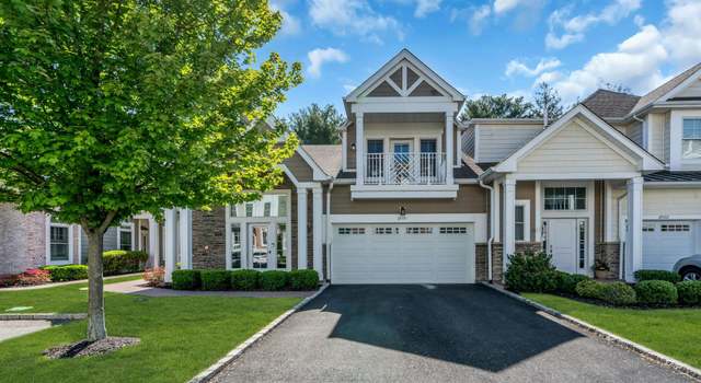 Photo of 69101 Spruce Pond Cir #69101, Plainview, NY 11803