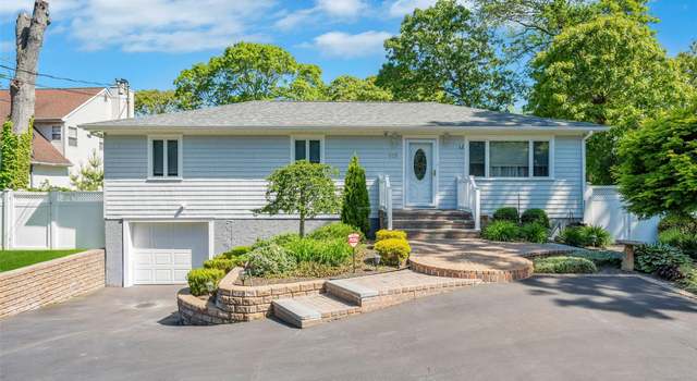 Photo of 819 Townline Rd, Hauppauge, NY 11788