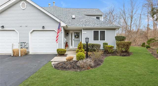 Photo of 4016 The Fairway, Baiting Hollow, NY 11933