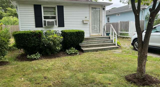 Photo of 64 Prince St, Patchogue, NY 11772