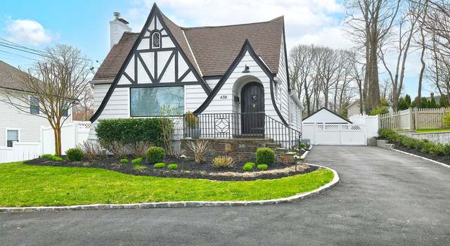 Photo of 438 W Main St, Huntington, NY 11743