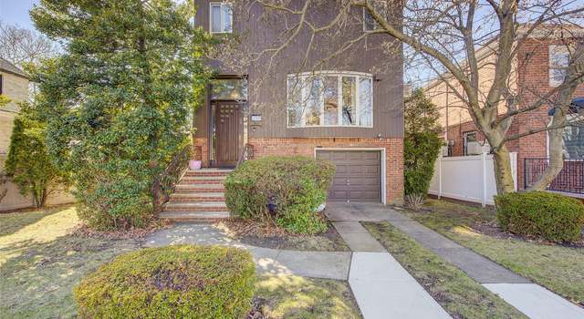 Photo of 73-20 170th St, Fresh Meadows, NY 11366
